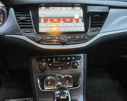 Серый Опель Астра, объемом двигателя 1.6 л и пробегом 185 тыс. км за 10800 $, фото 9 на Automoto.ua