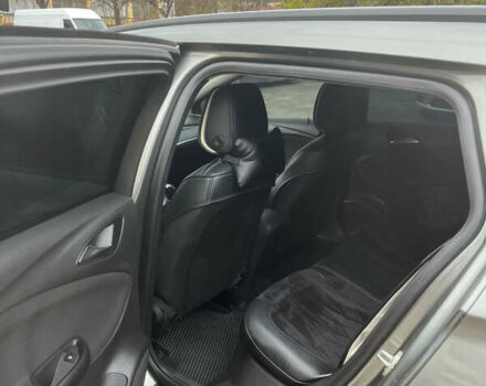 Серый Опель Астра, объемом двигателя 1.6 л и пробегом 198 тыс. км за 10700 $, фото 11 на Automoto.ua