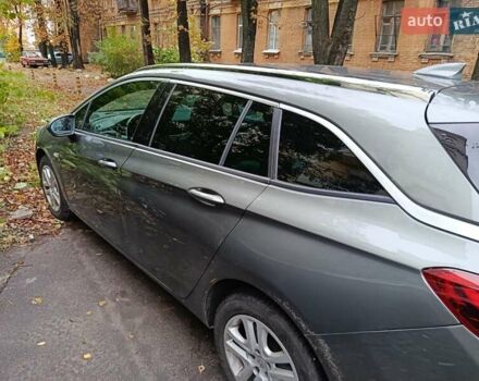 Серый Опель Астра, объемом двигателя 1.6 л и пробегом 260 тыс. км за 9500 $, фото 2 на Automoto.ua