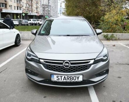 Серый Опель Астра, объемом двигателя 1.6 л и пробегом 258 тыс. км за 11200 $, фото 3 на Automoto.ua