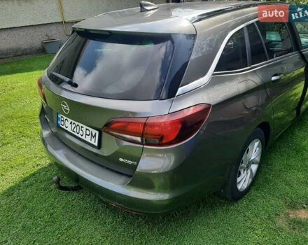 Серый Опель Астра, объемом двигателя 1.6 л и пробегом 250 тыс. км за 10300 $, фото 1 на Automoto.ua