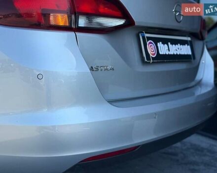 Серый Опель Астра, объемом двигателя 1.6 л и пробегом 197 тыс. км за 10989 $, фото 7 на Automoto.ua