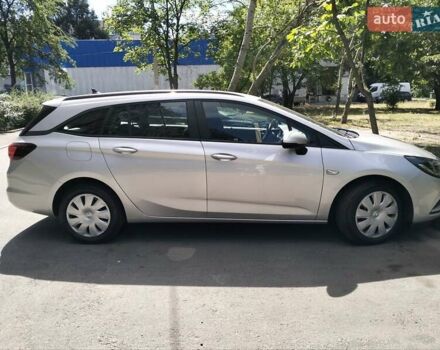 Серый Опель Астра, объемом двигателя 1.6 л и пробегом 336 тыс. км за 10000 $, фото 23 на Automoto.ua