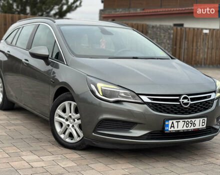 Серый Опель Астра, объемом двигателя 1.6 л и пробегом 209 тыс. км за 10999 $, фото 7 на Automoto.ua