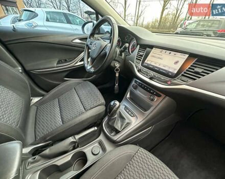 Серый Опель Астра, объемом двигателя 1.6 л и пробегом 127 тыс. км за 9699 $, фото 19 на Automoto.ua