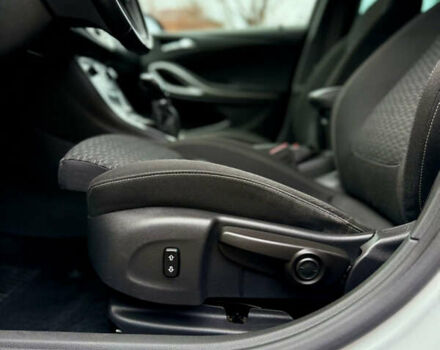 Серый Опель Астра, объемом двигателя 1.6 л и пробегом 136 тыс. км за 11800 $, фото 24 на Automoto.ua