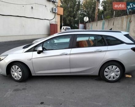 Серый Опель Астра, объемом двигателя 1.6 л и пробегом 336 тыс. км за 10000 $, фото 11 на Automoto.ua