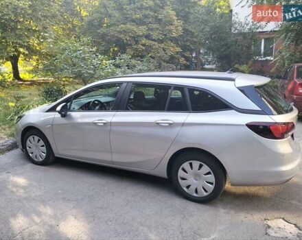 Серый Опель Астра, объемом двигателя 1.6 л и пробегом 336 тыс. км за 10000 $, фото 6 на Automoto.ua