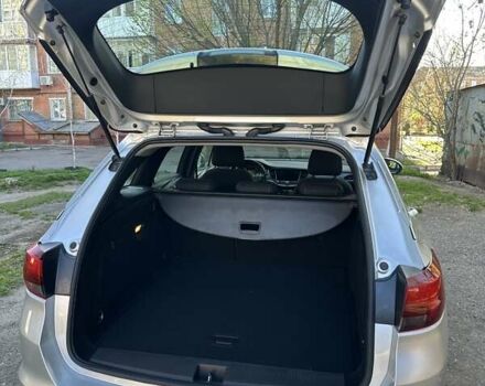 Серый Опель Астра, объемом двигателя 1.6 л и пробегом 218 тыс. км за 11250 $, фото 9 на Automoto.ua