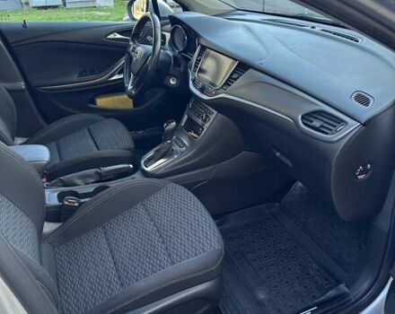 Серый Опель Астра, объемом двигателя 1.6 л и пробегом 218 тыс. км за 11250 $, фото 3 на Automoto.ua