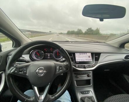 Серый Опель Астра, объемом двигателя 1.6 л и пробегом 168 тыс. км за 10900 $, фото 7 на Automoto.ua