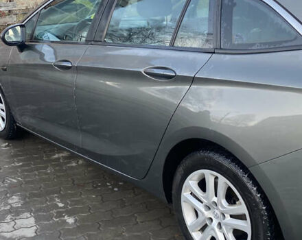 Сірий Опель Астра, об'ємом двигуна 1.6 л та пробігом 210 тис. км за 10000 $, фото 7 на Automoto.ua