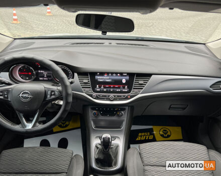 Серый Опель Астра, объемом двигателя 1.6 л и пробегом 212 тыс. км за 11300 $, фото 10 на Automoto.ua