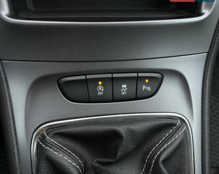 Серый Опель Астра, объемом двигателя 1.6 л и пробегом 209 тыс. км за 10999 $, фото 43 на Automoto.ua