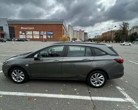 Сірий Опель Астра, об'ємом двигуна 1.6 л та пробігом 218 тис. км за 11000 $, фото 2 на Automoto.ua