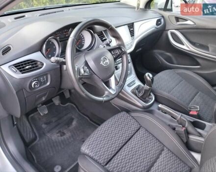 Серый Опель Астра, объемом двигателя 1.6 л и пробегом 336 тыс. км за 10000 $, фото 15 на Automoto.ua