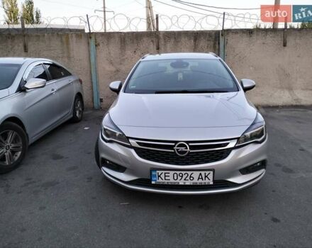 Серый Опель Астра, объемом двигателя 1.6 л и пробегом 336 тыс. км за 10000 $, фото 12 на Automoto.ua