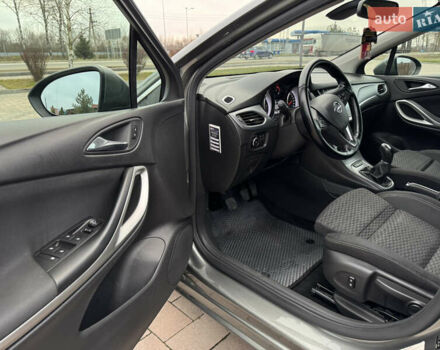 Серый Опель Астра, объемом двигателя 1.6 л и пробегом 209 тыс. км за 10999 $, фото 32 на Automoto.ua