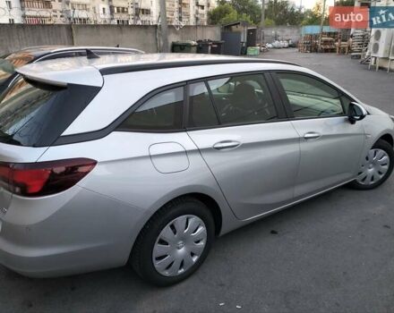 Серый Опель Астра, объемом двигателя 1.6 л и пробегом 336 тыс. км за 10000 $, фото 8 на Automoto.ua