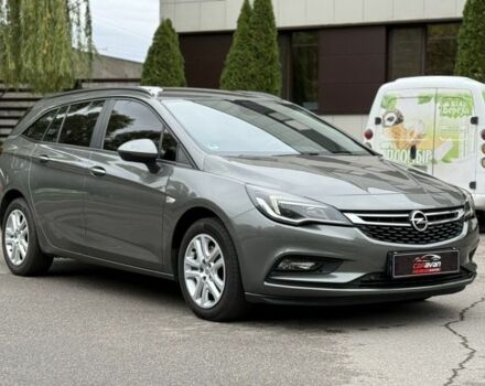 Серый Опель Астра, объемом двигателя 1.6 л и пробегом 157 тыс. км за 12199 $, фото 1 на Automoto.ua