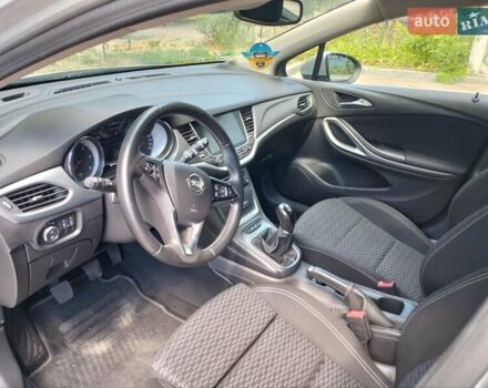 Серый Опель Астра, объемом двигателя 1.6 л и пробегом 336 тыс. км за 10000 $, фото 20 на Automoto.ua