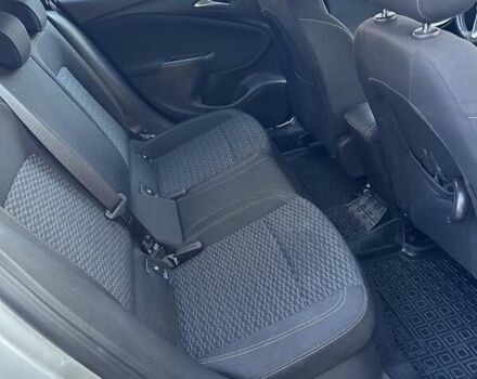 Серый Опель Астра, объемом двигателя 1.6 л и пробегом 218 тыс. км за 11250 $, фото 4 на Automoto.ua