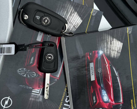 Опель Астра 2019 у Дрогобичі на Automoto.ua Сірий Опель Астра, об'ємом двигуна 1.6 л та пробігом 133 тис. км за 11500 $, фото 18 на Automoto.ua