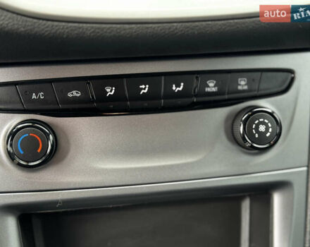 Опель Астра 2019 у Дрогобичі на Automoto.ua Сірий Опель Астра, об'ємом двигуна 1.6 л та пробігом 133 тис. км за 11500 $, фото 23 на Automoto.ua