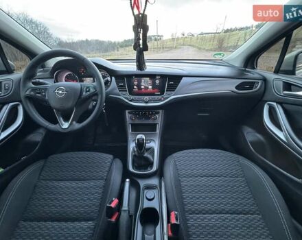 Серый Опель Астра, объемом двигателя 1.62 л и пробегом 146 тыс. км за 8400 $, фото 16 на Automoto.ua