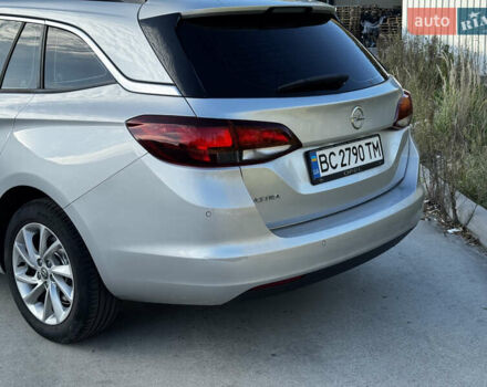 Опель Астра 2019 у Дрогобичі на Automoto.ua Сірий Опель Астра, об'ємом двигуна 1.6 л та пробігом 133 тис. км за 11500 $, фото 4 на Automoto.ua