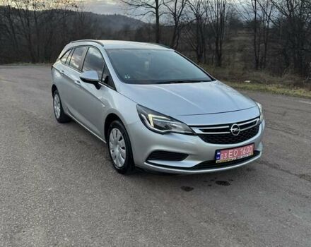 Серый Опель Астра, объемом двигателя 1.62 л и пробегом 146 тыс. км за 8400 $, фото 4 на Automoto.ua