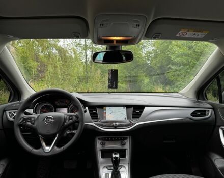 Серый Опель Астра, объемом двигателя 1.6 л и пробегом 132 тыс. км за 11800 $, фото 5 на Automoto.ua