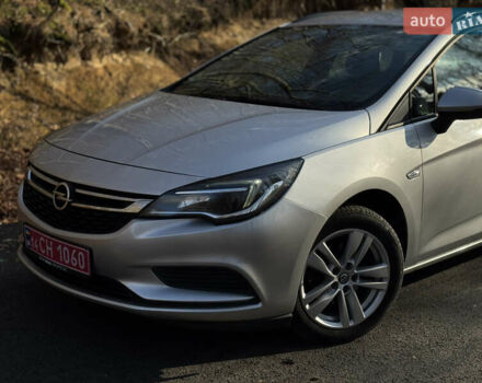 Серый Опель Астра, объемом двигателя 1.6 л и пробегом 167 тыс. км за 11200 $, фото 6 на Automoto.ua