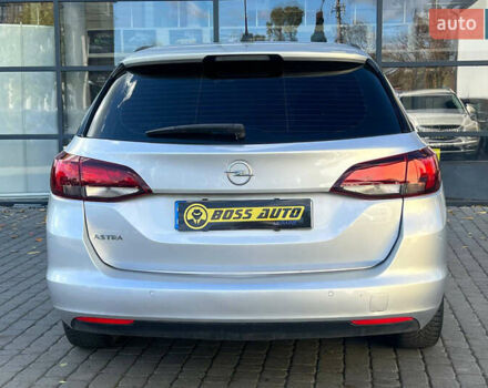 Серый Опель Астра, объемом двигателя 1.5 л и пробегом 110 тыс. км за 13000 $, фото 5 на Automoto.ua