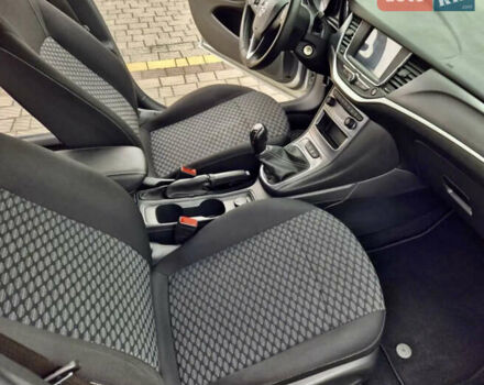 Серый Опель Астра, объемом двигателя 1.5 л и пробегом 270 тыс. км за 9999 $, фото 10 на Automoto.ua