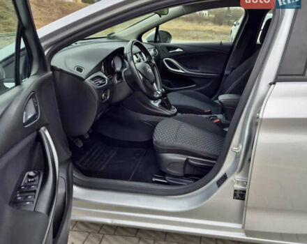 Серый Опель Астра, объемом двигателя 1.5 л и пробегом 270 тыс. км за 9999 $, фото 58 на Automoto.ua