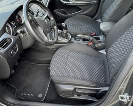 Сірий Опель Астра, об'ємом двигуна 1.5 л та пробігом 142 тис. км за 12700 $, фото 3 на Automoto.ua