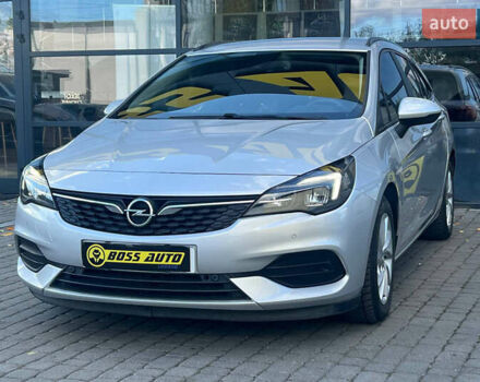 Серый Опель Астра, объемом двигателя 1.5 л и пробегом 110 тыс. км за 13000 $, фото 2 на Automoto.ua
