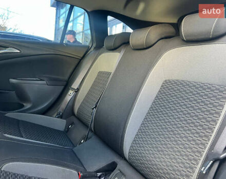 Серый Опель Астра, объемом двигателя 1.5 л и пробегом 110 тыс. км за 13000 $, фото 17 на Automoto.ua