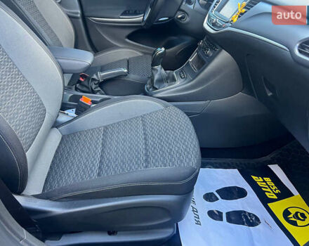 Серый Опель Астра, объемом двигателя 1.5 л и пробегом 110 тыс. км за 13000 $, фото 8 на Automoto.ua