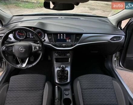 Серый Опель Астра, объемом двигателя 1.5 л и пробегом 115 тыс. км за 12599 $, фото 14 на Automoto.ua