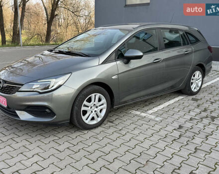 Сірий Опель Астра, об'ємом двигуна 1.5 л та пробігом 142 тис. км за 12800 $, фото 1 на Automoto.ua