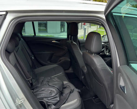 Серый Опель Астра, объемом двигателя 1.5 л и пробегом 165 тыс. км за 14700 $, фото 9 на Automoto.ua