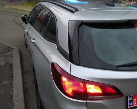 Серый Опель Астра, объемом двигателя 1.5 л и пробегом 129 тыс. км за 13400 $, фото 6 на Automoto.ua