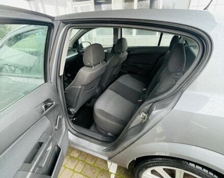 Серый Опель Астра, объемом двигателя 0 л и пробегом 205 тыс. км за 4400 $, фото 4 на Automoto.ua