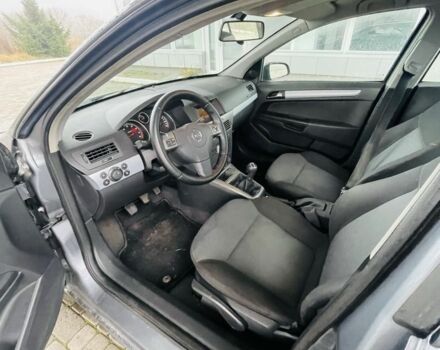 Серый Опель Астра, объемом двигателя 0 л и пробегом 205 тыс. км за 4400 $, фото 5 на Automoto.ua