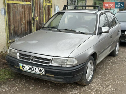 Серый Опель Астра, объемом двигателя 1.4 л и пробегом 263 тыс. км за 850 $, фото 1 на Automoto.ua