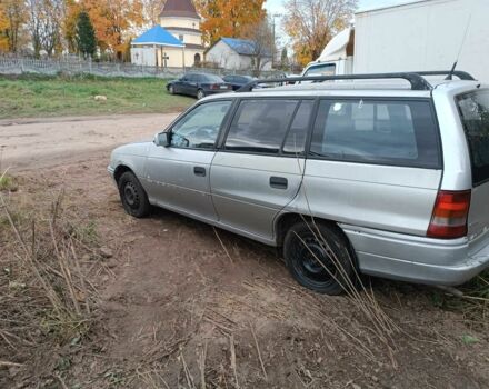 Серый Опель Астра, объемом двигателя 1.6 л и пробегом 230 тыс. км за 790 $, фото 1 на Automoto.ua