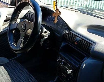 Серый Опель Астра, объемом двигателя 1.6 л и пробегом 280 тыс. км за 1500 $, фото 1 на Automoto.ua