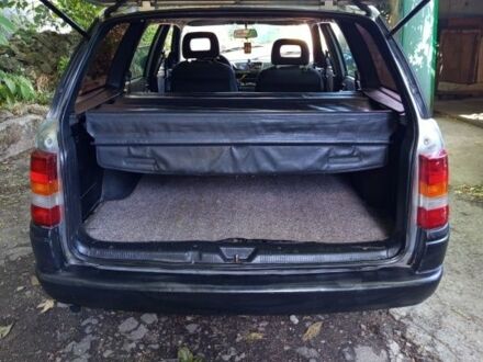 Серый Опель Астра, объемом двигателя 1.4 л и пробегом 39 тыс. км за 1400 $, фото 1 на Automoto.ua